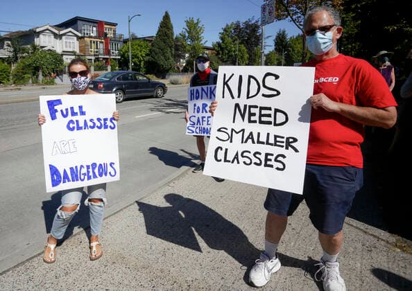 (200829) -- VANCOUVER, Aug. 29, 2020 -- People attend the Safe September rally in Vancouver, British Columbia, Canada, on Aug. 29, 2020. A group of teachers and parents rallied Saturday demanding the province of British Columbia rethink its back-to-school plans. (Photo by Xinhua) CANADA-VANCOUVER-COVID-19- SAFE SEPTEMBER RALLY LiangxSen 