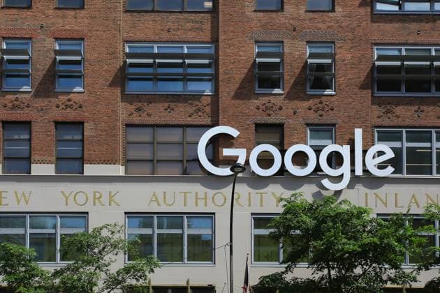 GOOGLE s New York headquarters office.  683888192357924879