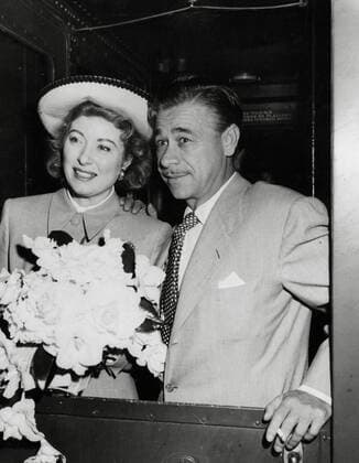 Greer Garson with her husband, Buddy Fogelson, 1949. File Reference 34000-347THA Hollywood CA USA  Copyright: xCinemaxLegacyxCollection ThexHollywoodxArchivex 34000347THA