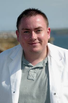 Dale Meeks Actor Emmerdale Location Shoot Scarborough, England 06 July 2004  Copyright: MaryxEvansxAllstarxDavidxGadd 12959620