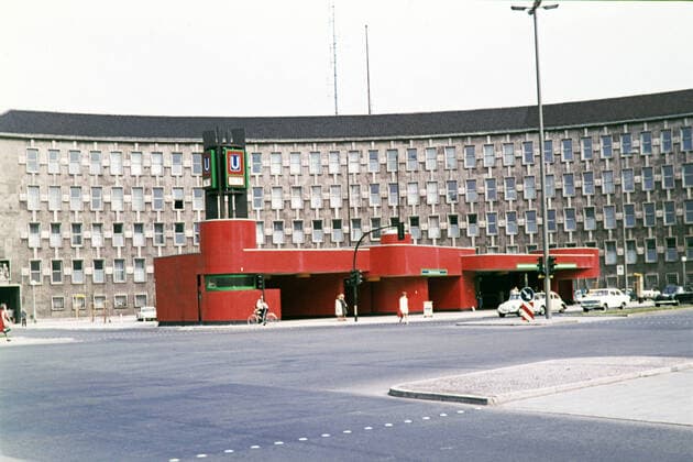 Berlin GER, Berlin, ca. 19710129, Fehrberlinstrasse U Bahn, Fehrberlinner Platz, Eröffnung, Station der Linien U3 und U7