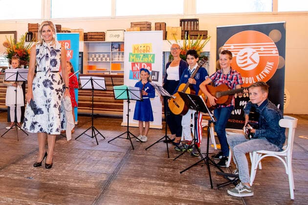 Entertainment Bilder des Tages 09-09-2020 Katwijk Queen Máxima attended the national Music Table Day (MuziekTafeldag), organized by the Méér Muziek in de Klas foundation, in the Theaterhangaar in Katwijk. During the national Music Table Day, representatives of education, municipalities and cultural institutions came together, both physically and online.  Copyright: xPPEx