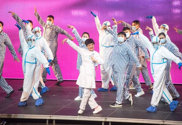 (200912) -- WUHAN, Sept. 12, 2020 -- Actors from the People s Art Theatre of Wuhan perform in a drama telling the story of medical staff during the fight against the COVID-19 pandemic in Wuhan, capital of central China s Hubei Province, Sept. 11, 2020. ) CHINA-WUHAN-MEDICAL STAFF THEMED DRAMA (CN) XiaoxYijiu 
