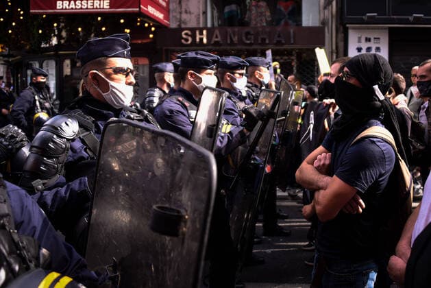 Bilder des Jahres 2020, News 09 September News Themen der Woche KW37 News Bilder des Tages Manifestation des Gilets Jaunes a Paris NEWS : Manifestation des Gilets Jaunes - Paris - 12 09 2020 FedericoPestellini Panoramic 