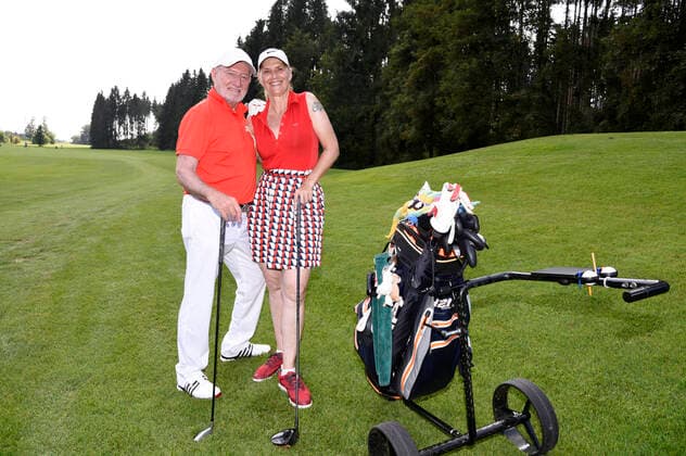 Sepp Schauer mit Ehefrau Corinna Binzer-Schauer beim 26. Eagles-Tabaluga Golf Cup 2020 im Golf-Club Tutzing. Tutzing, 12.09.2020