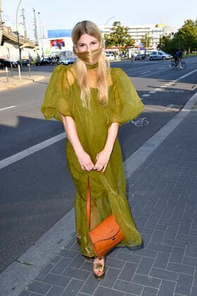 Laura Lackmann bei der Ankunft zur 21. Verleihung der First Steps Awards 2020 im Säälchen. Berlin, 14.09.2020