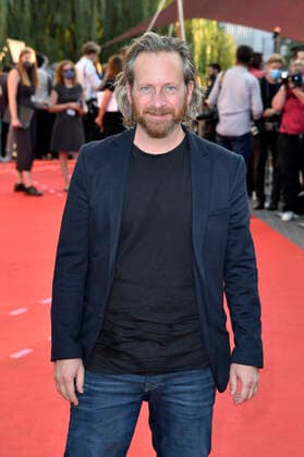 Fabian Busch bei der Ankunft zur 21. Verleihung der First Steps Awards 2020 im Säälchen. Berlin, 14.09.2020