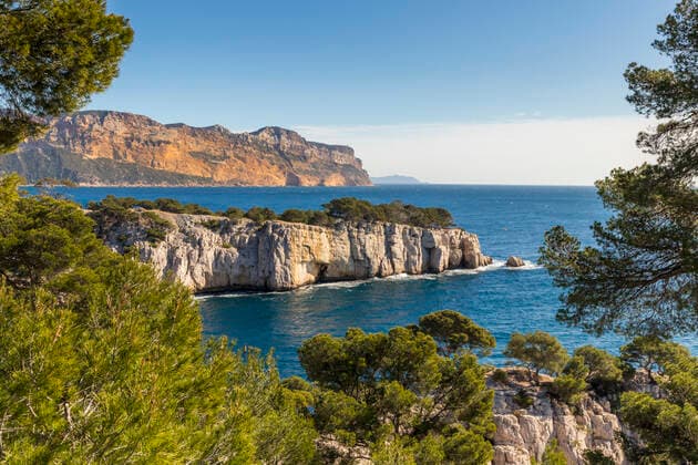 View over the Calanque de Port Pin and Cap Canaille, Calanques National Park, Cassis, Bouches du Rhone, Provence, France, Mediterranean, Europe Copyright: OliverxWintzen 1283-966