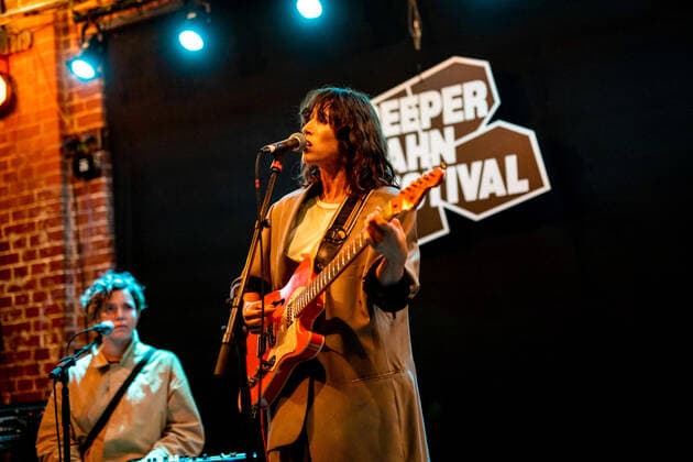 Entertainment Bilder des Tages Hamburg, 16. September 2020 - Drew Sycamore bei einem Konzert vor dem Hamburger Knust im Rahmen des Reeperbahn Festivals 2020
