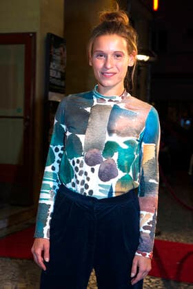 Kristin Suckow bei der Ankunft zur Preisverleihung vom Achtung Berlin - New Berlin Film Award Filmfestival 2020 im Kino Babylon, Berlin, 20.09.2020