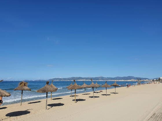 Can Pastilla Themenfoto: Corona, Urlaub, Mallorca, 19.09.2020 Keine Badegaeste am Ballermann in Palma, Verlassene Straende auf Mallorca, Themenfoto: Corona, Urlaub, Mallorca - Jogi Eibner-Pressefoto Copyright: xAugstx xEibner-Pressefotox EP_jat