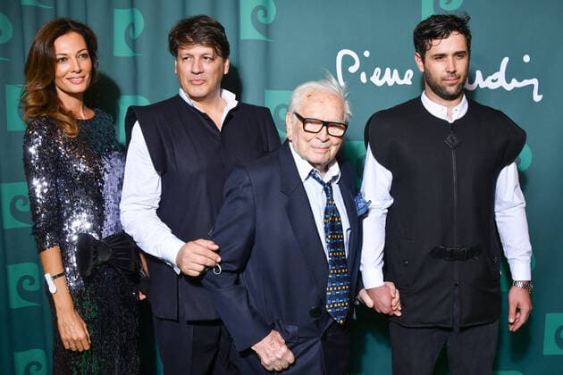 Bilder des Jahres 2020, Entertainment 09 September Entertainment Themen der Woche KW39 Entertainment Bilder des Tages Soiree pour le documentaire House of Cardin. Pierre Cardin. 260325 2020-09-21 Paris France  Copyright: xSergexArnalx xStarfacex STAR_260325_096