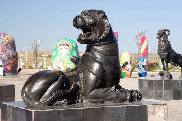 Zodiac Sculpture: Tiger  799648865340883078