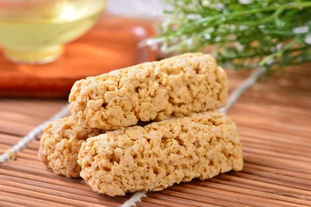 Oats, milk, chocolate.  815346910681497625