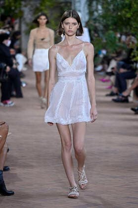 Milan, Milan Fashion Week, Women Spring Summer 2021 Milan, Women s Fashion, Spring Summer 2021. Alberta Ferretti catwalk Pictured: model  Copyright: xRiccardoxGiordanox xIPAx xFotosickix