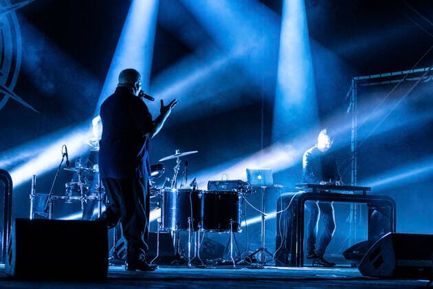 VNV Nation live beim Open Air 2020 in der Freilichtbühne Junge Garde. Dresden, 24.09.2020