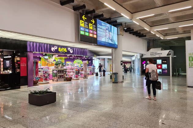 Palma Themenfoto: Corona, Urlaub, Mallorca, 22.09.2020 Gähnende Leere auch auf dem Flughafen Son Sant Joan in Palma de Mallorca, Themenfoto: Corona, Urlaub, Mallorca - Jogi Eibner-Pressefoto Copyright: xAugstx xEibner-Pressefotox EP_jat