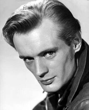DAVID McCALLUM Scottish born actor DAVID McCALLUM. Strictly editorial use only in conjunction with the promotion of the film. Credit line mandatory. This image is copyright of the film company and is supplied under the terms of issue as film still. No commercial or book cover use permitted without prior consent from the film company.  Mandatory credit line: Image courtesy Ronald Grant Archive Mary Evans