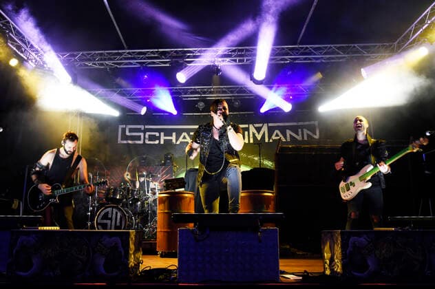 Schattenmann live beim Backstage Kultursommer in der Stadt in der Backstage-Arena. München, 25.09.2020