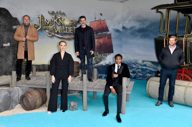 Bilder des Jahres 2020, Entertainment 09 September Entertainment Themen der Woche KW39 Entertainment Bilder des Tages Uwe Ochsenknecht, Sonja Gerhardt, Rick Kavanian, Solomon Gordon und Henning Baum bei der Premiere des Kinofilms Jim Knopf und die Wilde 13 im Zoo Palast. Berlin, 27.09.2020 *** Uwe Ochsenknecht, Sonja Gerhardt, Rick Kavanian, Solomon Gordon and Henning Baum at the premiere of the feature film Jim Knopf und die Wilde 13 at Zoo Palast Berlin, 27 09 2020 Foto:xF.xKernx xFuturexImage