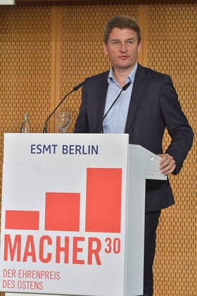 News Bilder des Tages Preisverleihung Macher des Ostens 2020 Prof. Joerg Rocholl, PhD, Präsident, European School of Management and Technology (ESMT) Festakt zur Preisverleihung, Macher (Ehrenpreis) des Ostens in Berlin am 29.09.2020