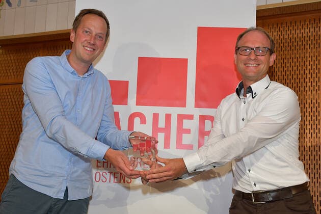 Preisverleihung Macher des Ostens 2020 Nicolas Roehrs, Dr. Jens Struckmeier, Cloud & Heat Technologies GmbH (Dresden) Das Dresdner Start-up Cloud&Heat Technologies GmbH Festakt zur Preisverleihung, Macher (Ehrenpreis) des Ostens in Berlin am 29.09.2020
