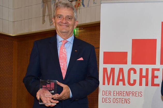 Preisverleihung Macher des Ostens 2020 Preistraeger, Kommune , Dr. Reinhard Dettmann, Christine Herntier, Eckhard Naumann Festakt zur Preisverleihung, Macher (Ehrenpreis) des Ostens in Berlin am 29.09.2020