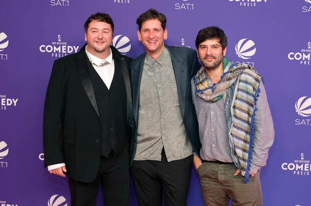 Daniel Zillmann, Schwarz Sebastian und Jasin Challah bei der Verleihung des 24. Deutschen Comedypreises 2020 in Brainpool TV Studio Köln-Mülheim. Köln, 02.10.2020