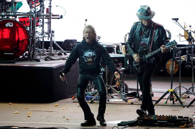 Peter Maffay live beim Back To Live Open Air in der Waldbühne. Berlin, 02.10.2020