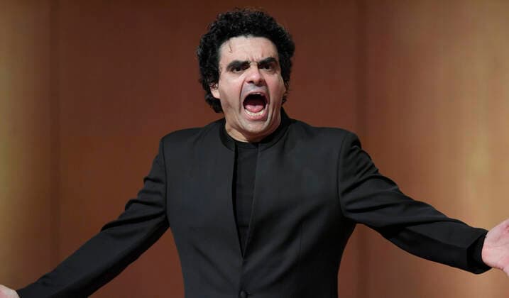 03.10.2020, Klassikfestival Bad Wörishofen, Festival der Nationen 2020 im Kurhaus Bad Wörishofen im Allgäu, Gala-Konzert mit Rolando Villazon, Tenor mit Xavier de Maistre, an der Harfe. 03.10.2020, Klassikfestival Bad Wörishofen 03.10.2020, Klassikfestival Bad Wörishofen