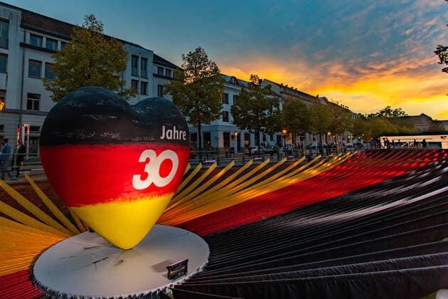Bilder des Jahres 2020, News 10 Oktober News Themen der Woche KW40 News Bilder des Tages Tag der Deutschen Einheit - Feierlichkeiten in Potsdam, Die EinheitsEXPO zum 30. Jahrestag der Deutschen Einheit, unter dem Leitmotto: Deutschland ist eins: vieles . Bildimpressionen von Samstag den 03. Oktober. Potsdam Brandenburg Deutschland *** Day of German Unity Celebrations in Potsdam, The Unity EXPO on the 30th anniversary of German Unity, under the motto Germany is one much picture impressions of Saturday 03 October Potsdam Brandenburg Germany