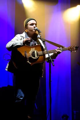Jakob Muehleisen live beim Sommer in der Stadt Open Air auf der Sommerbühne im Olympiastadion. München, 03.10.2020
