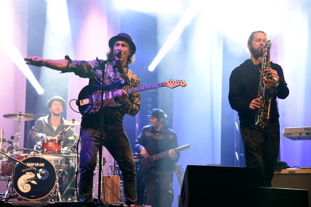 Jamaram meets Jahcoustix live beim Sommer in der Stadt Open Air auf der Sommerbühne im Olympiastadion. München, 03.10.2020