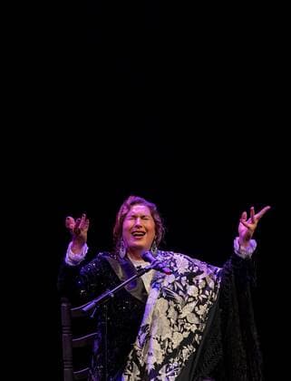 Spanish Flamenco singer Estrella Morente performs accompanied by guitarist Rafael Riqueni within the closing of the Flamenco Biennial in Seville, southern Spain, 04 October 2020. Flamenco Biennial in Sevilla comes to an end !ACHTUNG: NUR REDAKTIONELLE NUTZUNG!  Copyright: xJulioxMunozx GRAF5306 20201004-637374471493360247