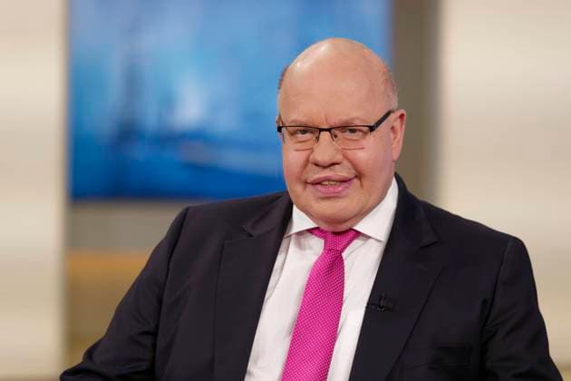 Peter Altmaier 2020-10-04, Berlin, Deutschland - Peter Altmaier (CDU), Bundesminister für Wirtschaft und Energie, zu Gast bei Anne Will im Ersten Deutschen Fernsehen. Thema der Politiktalk-Runde: