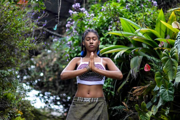 Young afro Colombian with hands in prayer Colombia, Valle del Cauca, Cali CR_RBIG201001-515318-01 ,model released, Symbolfoto