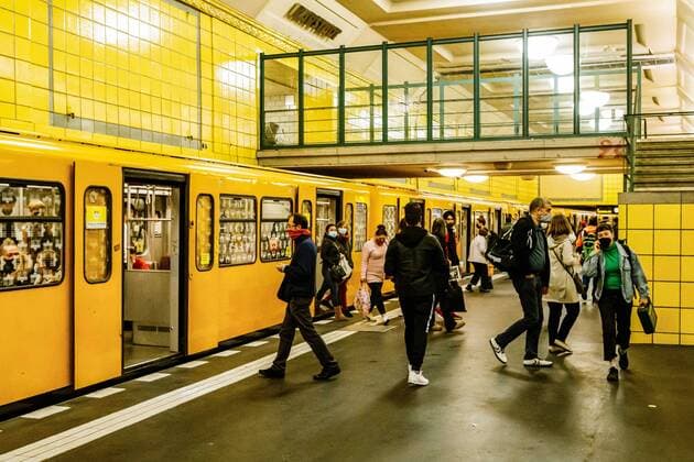 (201006) -- BERLIN, Oct. 6, 2020 -- Passengers are seen at a metro station in Berlin, capital of Germany, Oct. 5, 2020. (Photo by Xinhua) GERMANY-BERLIN-COVID-19-DAILY LIFE BinhxTruong 