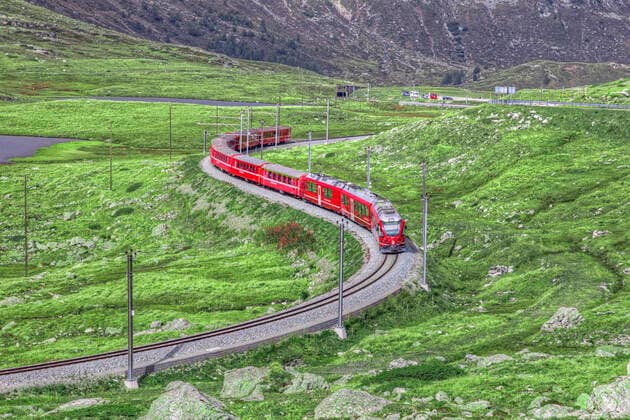 Bernina Pass, Lago Bianco, Ospizio Bernina, Grisons, Switzerland, Europe *** Bernina Pass, Lago Bianco, Ospizio Bernina, Grisons, Switzerland, Europe
