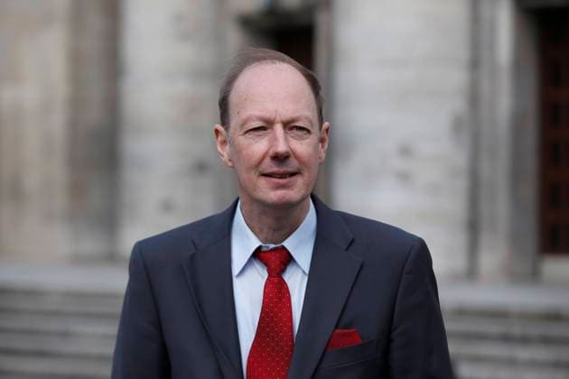 Die PARTEI Die PARTEI startet den EU-Wahlkampf mit dem Vorsitzenden Martin Sonneborn, am 23.04.2019. Berlin Berlin Deutschland *** The PARTY The PARTY starts the EU election campaign with Martin Sonneborn as chairman, on 23 04 2019 Berlin Berlin Germany