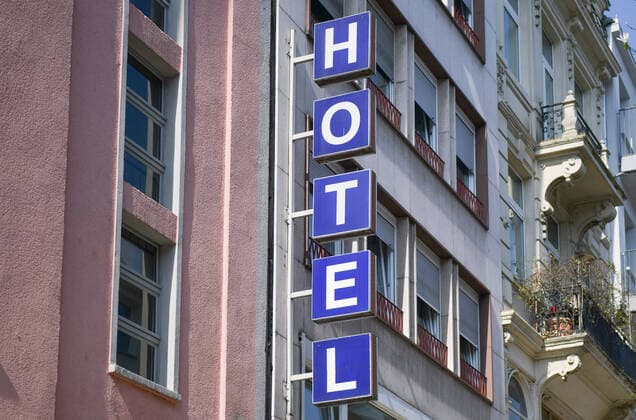 xblx, Wie gehen Hotels mit dem Beherbergungsverbot um? Frankfurt am Main