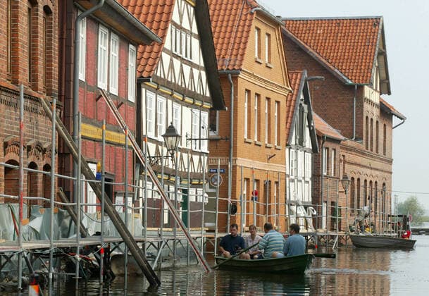 Hitzacker, Niedersachsen, Hochwasser, aufgenommen am 22. August 2002.