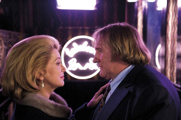 POTICHE FR 2010 aka TROPHY WIFE CATHERINE DENEUVE, GERARD DEPARDIEU Date: 2010  Mandatory credit line: Image courtesy Ronald Grant Mary Evans