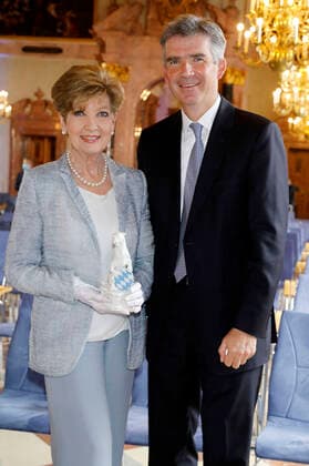 Carolin Reiber mit Sohn Marcus Luitpold bei der Verleihung des 32. Bayerischen Fernsehpreises 2020 in der Residenz München. München, 14.10.2020