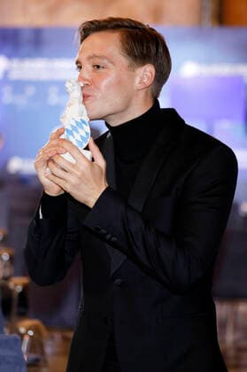Jonas Nay bei der Verleihung des 32. Bayerischen Fernsehpreises 2020 in der Residenz München. München, 14.10.2020