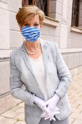 Carolin Reiber bei der Verleihung des 32. Bayerischen Fernsehpreises 2020 in der Residenz München. München, 14.10.2020