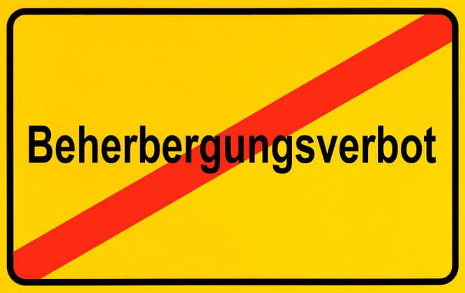 Symbolbild, Streit um Beherbergungsverbot wegen Corona-Krise, Deutschland Coronavirus