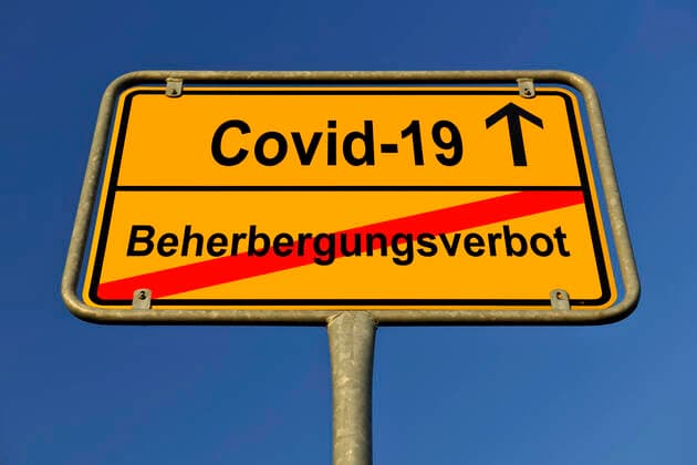 Symbolbild, Streit um Beherbergungsverbot wegen Corona-Krise, Deutschland Coronavirus