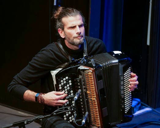 Vincent Peirani Jazz Konzert im Frankfurter Hof in Mainz, Jazzmusik Akkordeon Jazz 15.10.2020