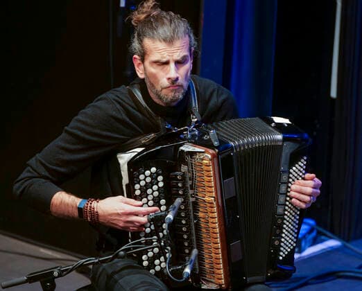 Vincent Peirani Jazz Konzert im Frankfurter Hof in Mainz, Jazzmusik Akkordeon Jazz 15.10.2020