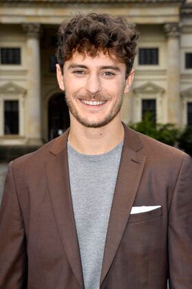 Jakub Jozef Orlinski beim Photocall zur Verleihung des Opus Klassik 2020 vor dem Konzerthaus. Berlin, 18.10..2020